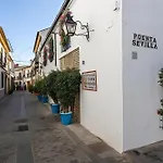 Cozy Retreat With Patio Steps From Alcazar Κόρδοβα