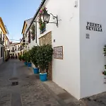 Cozy Retreat With Patio Steps From Alcazar * Κόρδοβα